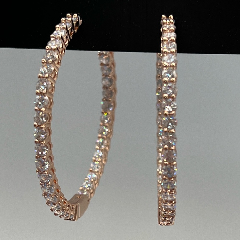 Joan Boyce 🆕 Rose Gold In/Out 2” hoop Earrings